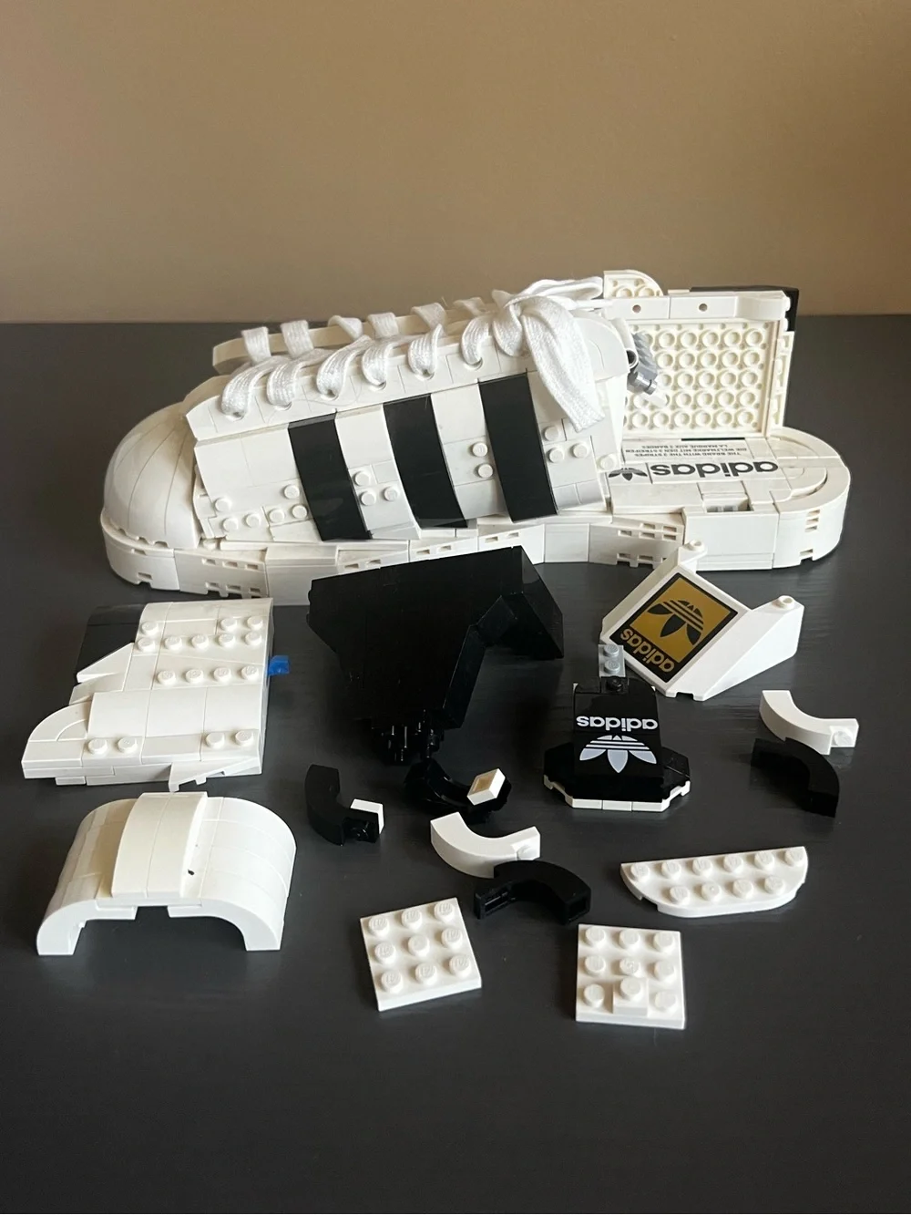 LEGO Adidas Originals Superstar 10282. Missing Parts